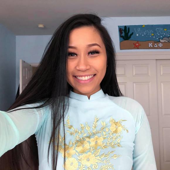 Meet your Posher, Vuong - Picture 1 of 1